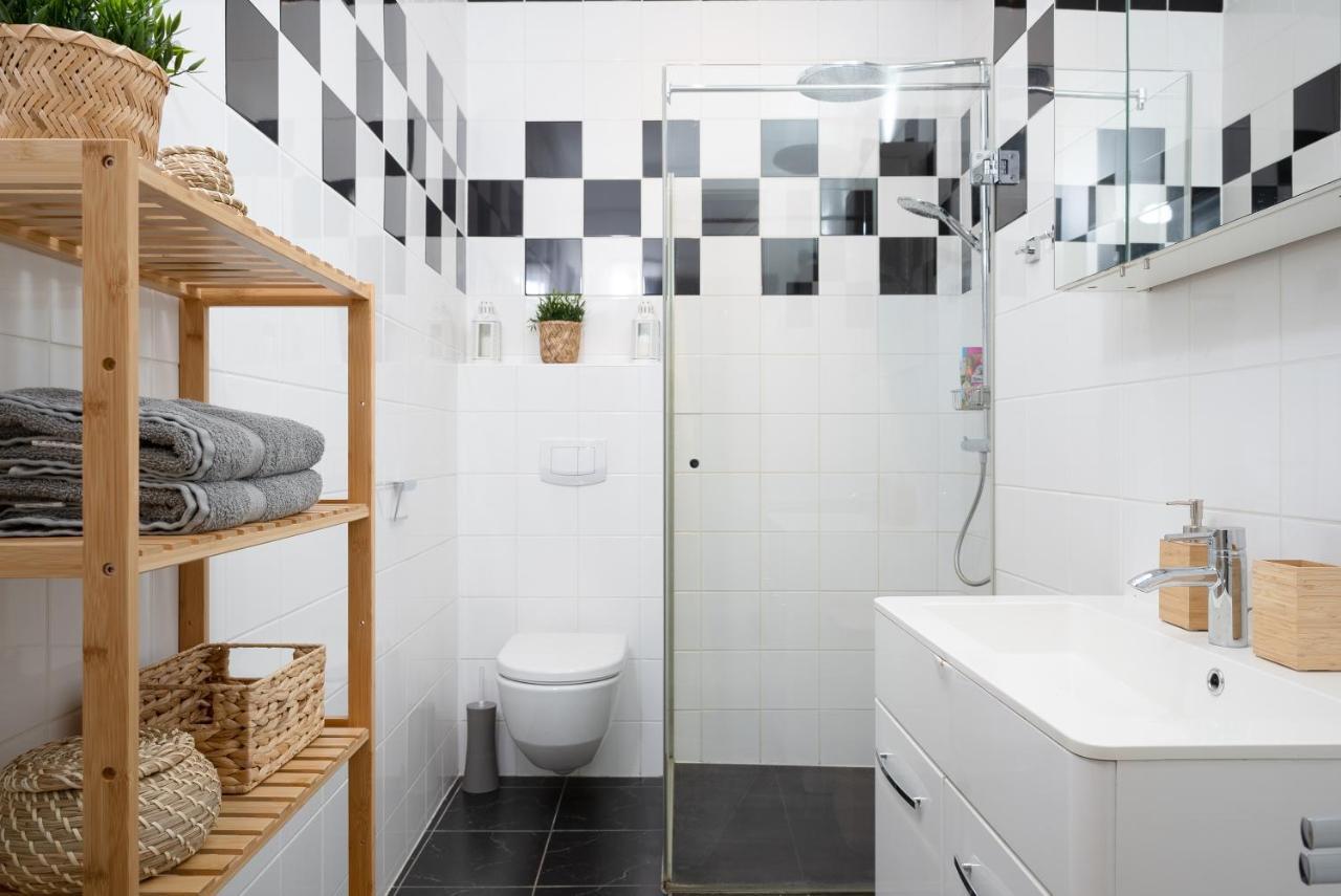 Designer Apartments, 2 Min To U1 Reumannplatz Viena Exterior foto