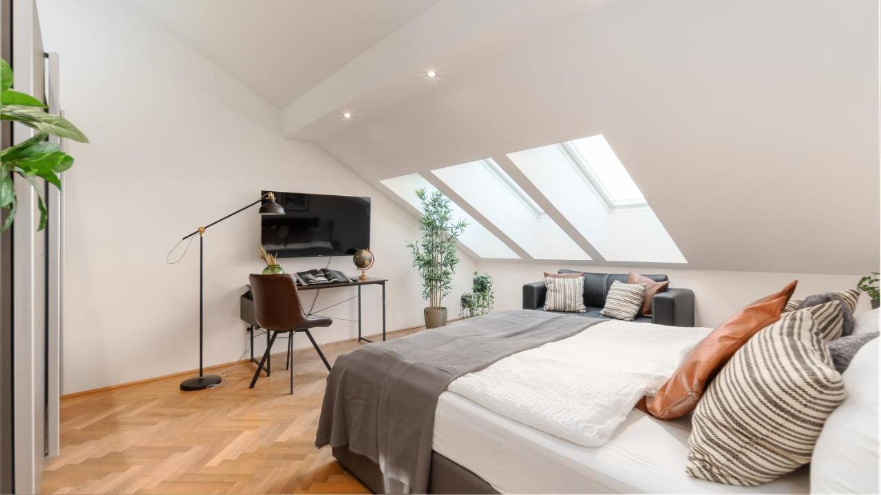 Designer Apartments, 2 Min To U1 Reumannplatz Viena Exterior foto